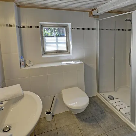 Fewo1846 - Windschief - Uriges Fachwerkhaus Auf 3 Ebenen Mit Garten Im Stadtzentrum