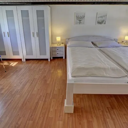 Holiday home Fewo1846 - Windschief - Uriges Fachwerkhaus Auf 3 Ebenen Mit Garten Im Stadtzentrum Flensburg