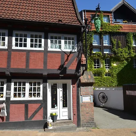 Fewo1846 - Windschief - Uriges Fachwerkhaus Auf 3 Ebenen Mit Garten Im Stadtzentrum *